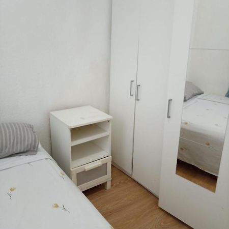 Апартаменти Apartamento En Francos Rodriguez, Junto A Bravo Murillo Мадрид Екстер'єр фото
